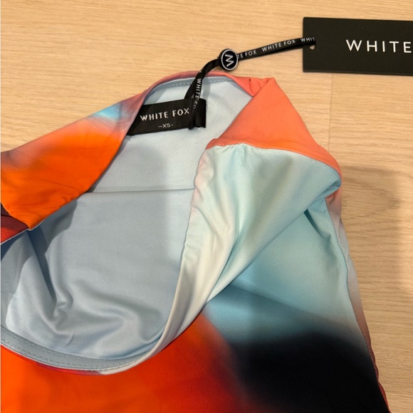 White Fox Boutique Vibrant Orange and Blue Skirt Set - Picture 4 of 6